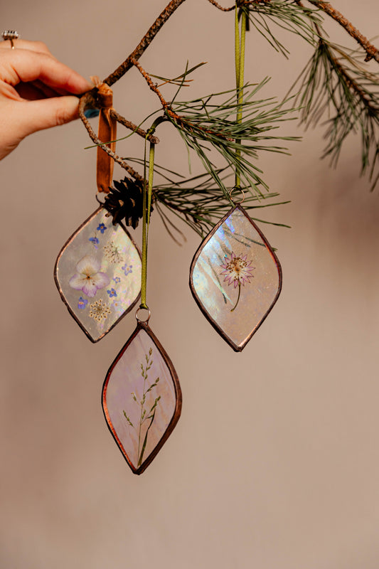 Pressed Flower Christmas Ornament Glass Frame
