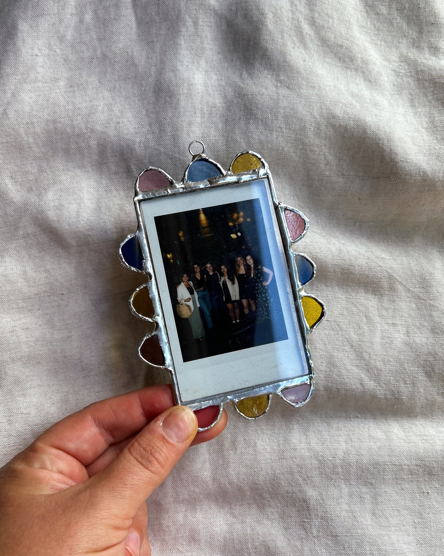 Scalloped Polaroid Frame Yellow Blue