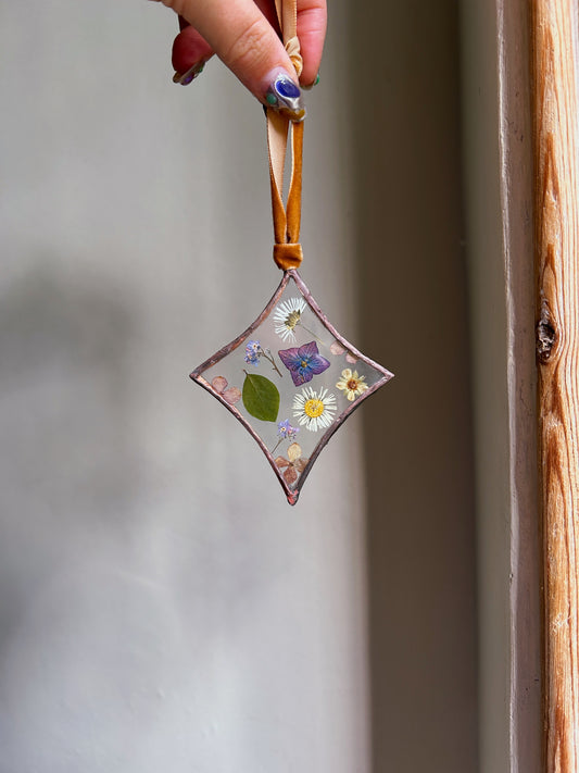 Pressed Flower Star Glass Frame
