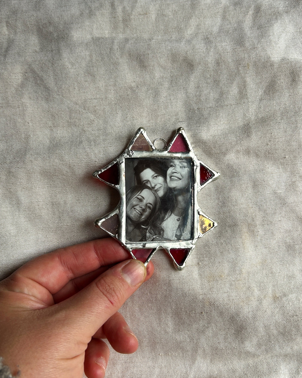 MINI Jester Frame Red and Pink