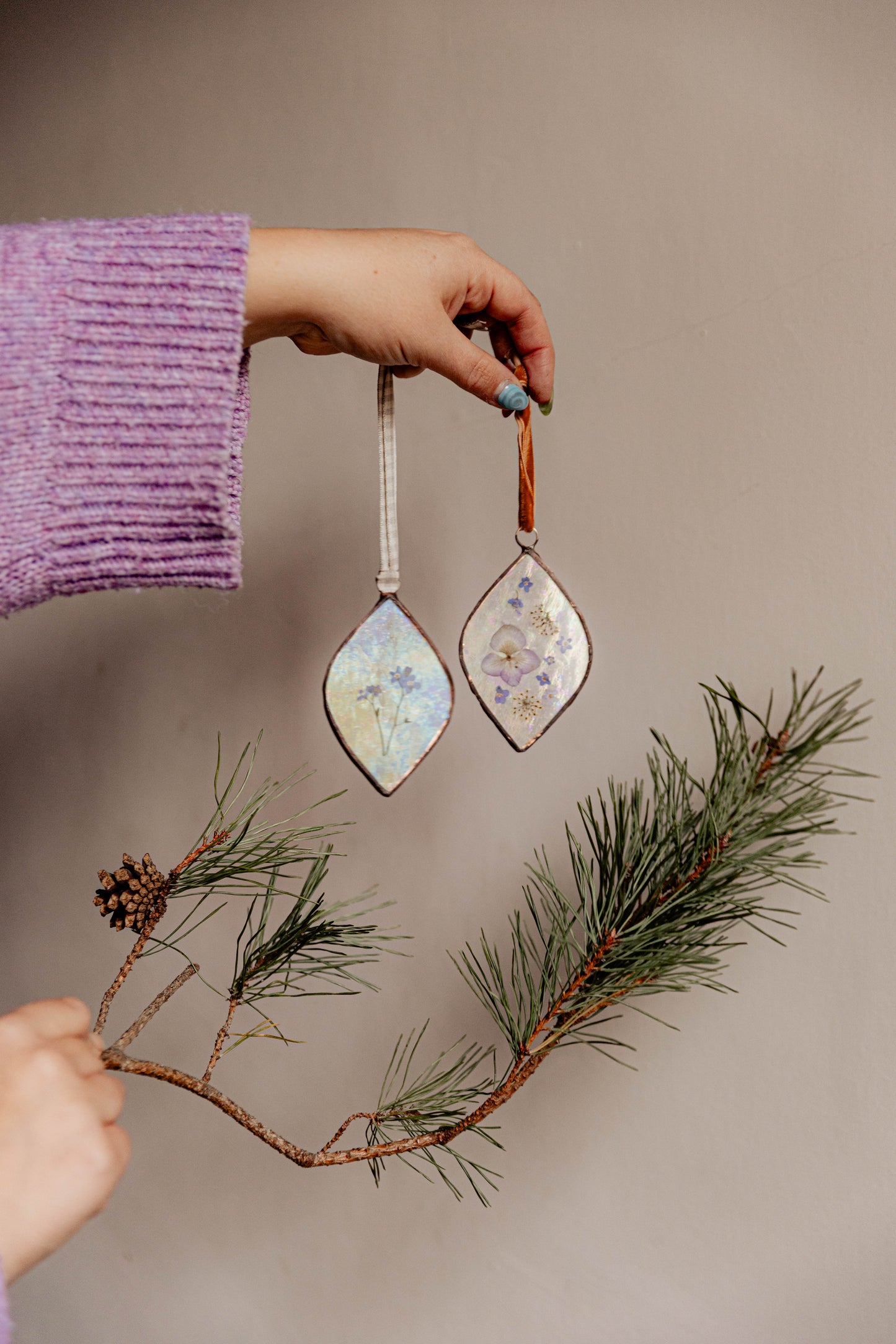 Pressed Flower Christmas Ornament Glass Frame