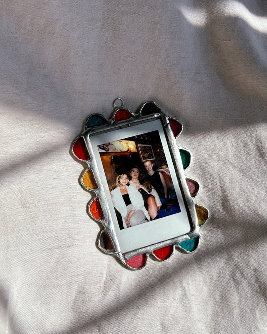 Scallop Polaroid Frame Pink Red Yellow Teal