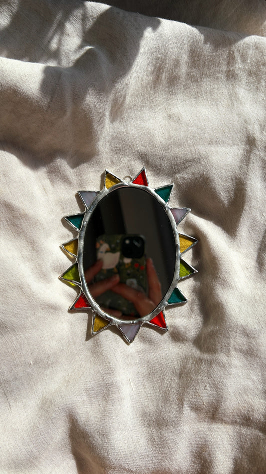 Pointed Oval Mirror Small