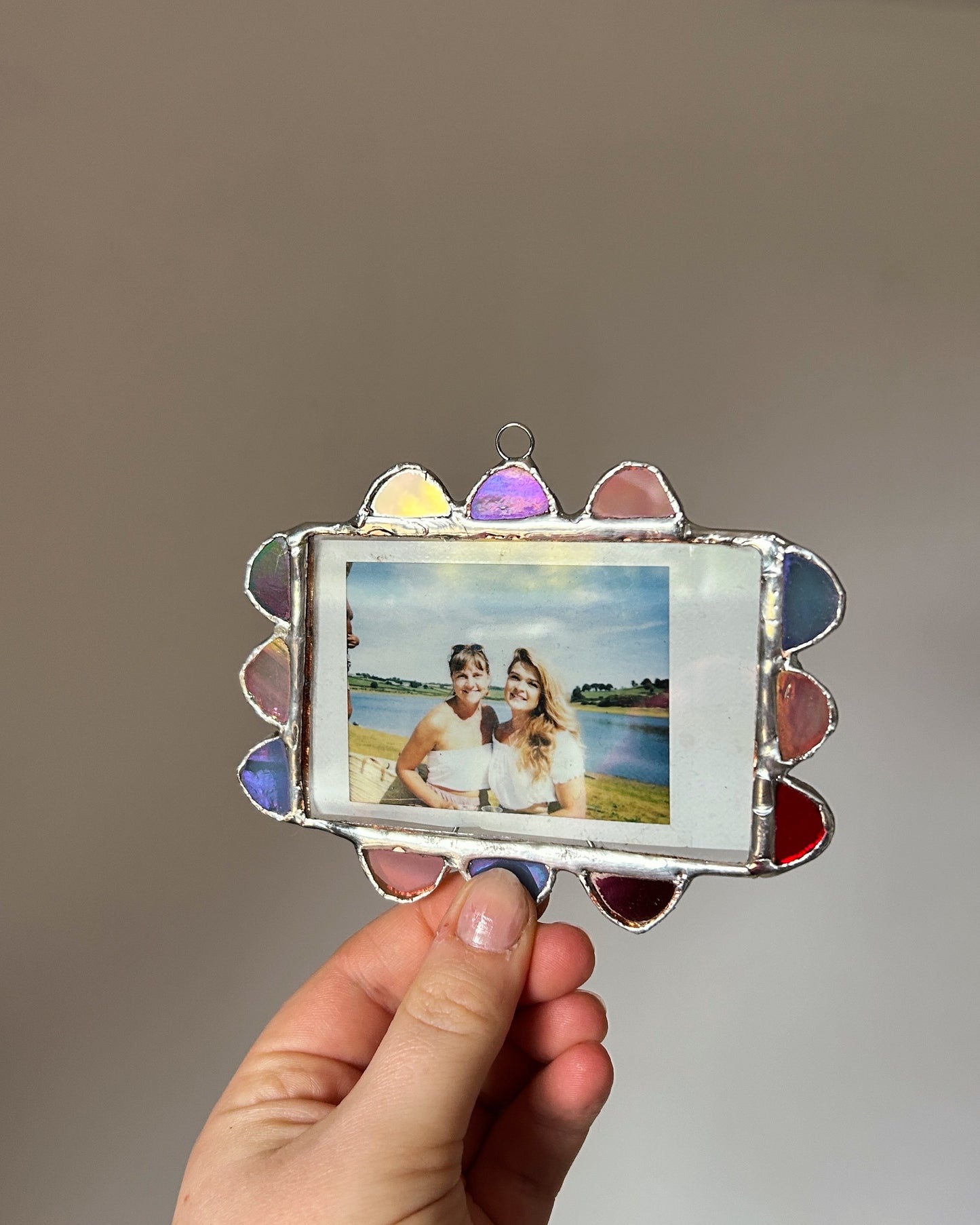 Scallop Polaroid Frame Pink, Blue and Red