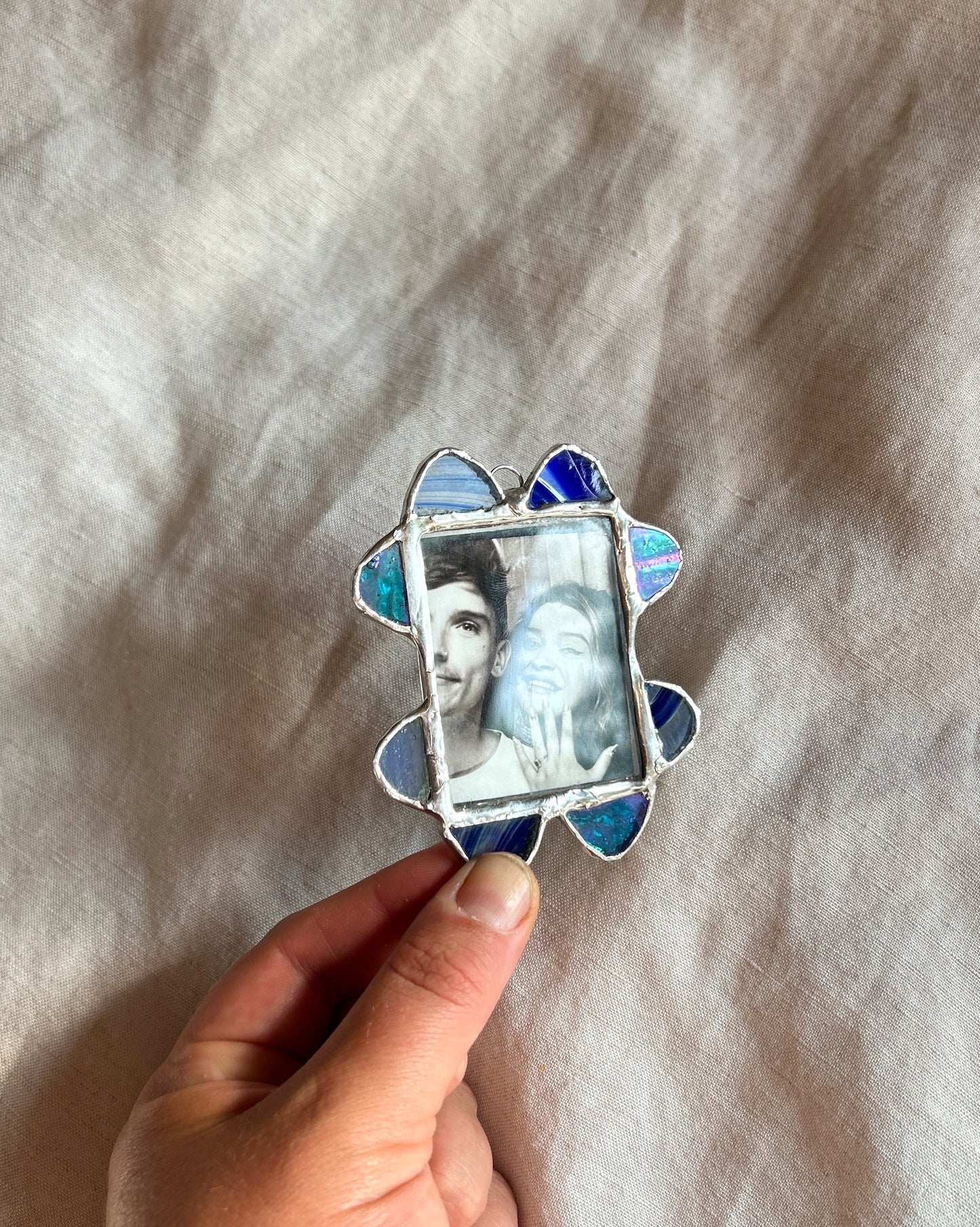 MINI Scalloped Frame Blue