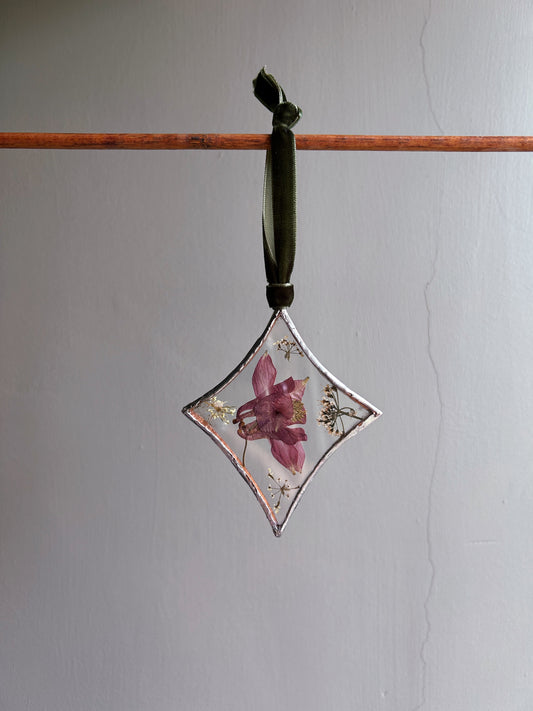 Pressed Flower Star Glass Frame