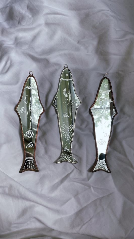 Mirrored Fish with silver finish