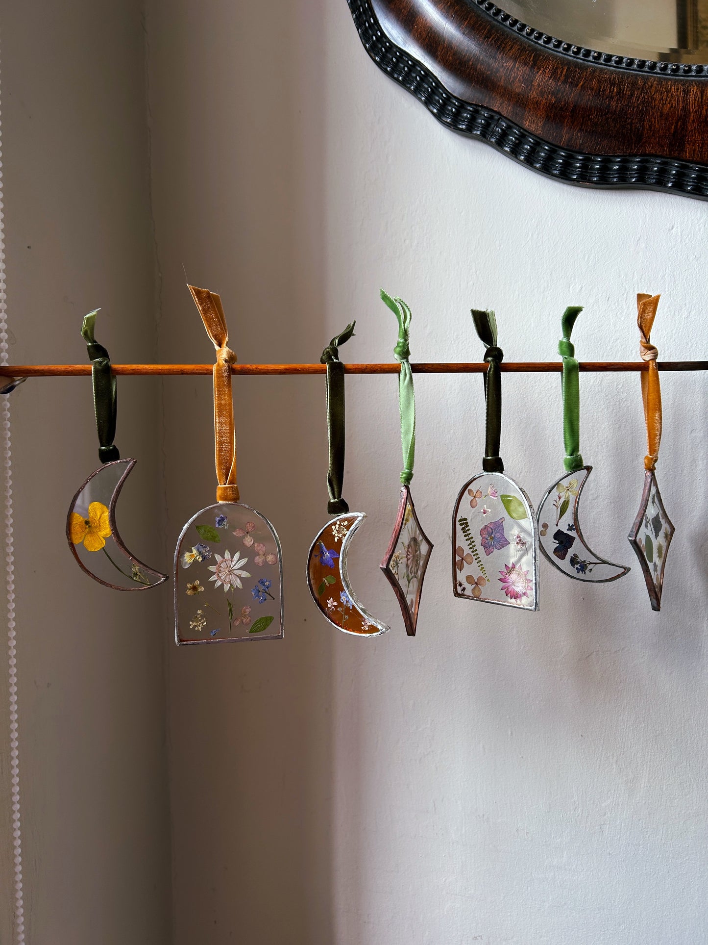 Christmas Ornament Flower Framing Stained Glass Workshop at Rebecca Furze Shop - Totnes (2 Ornaments)