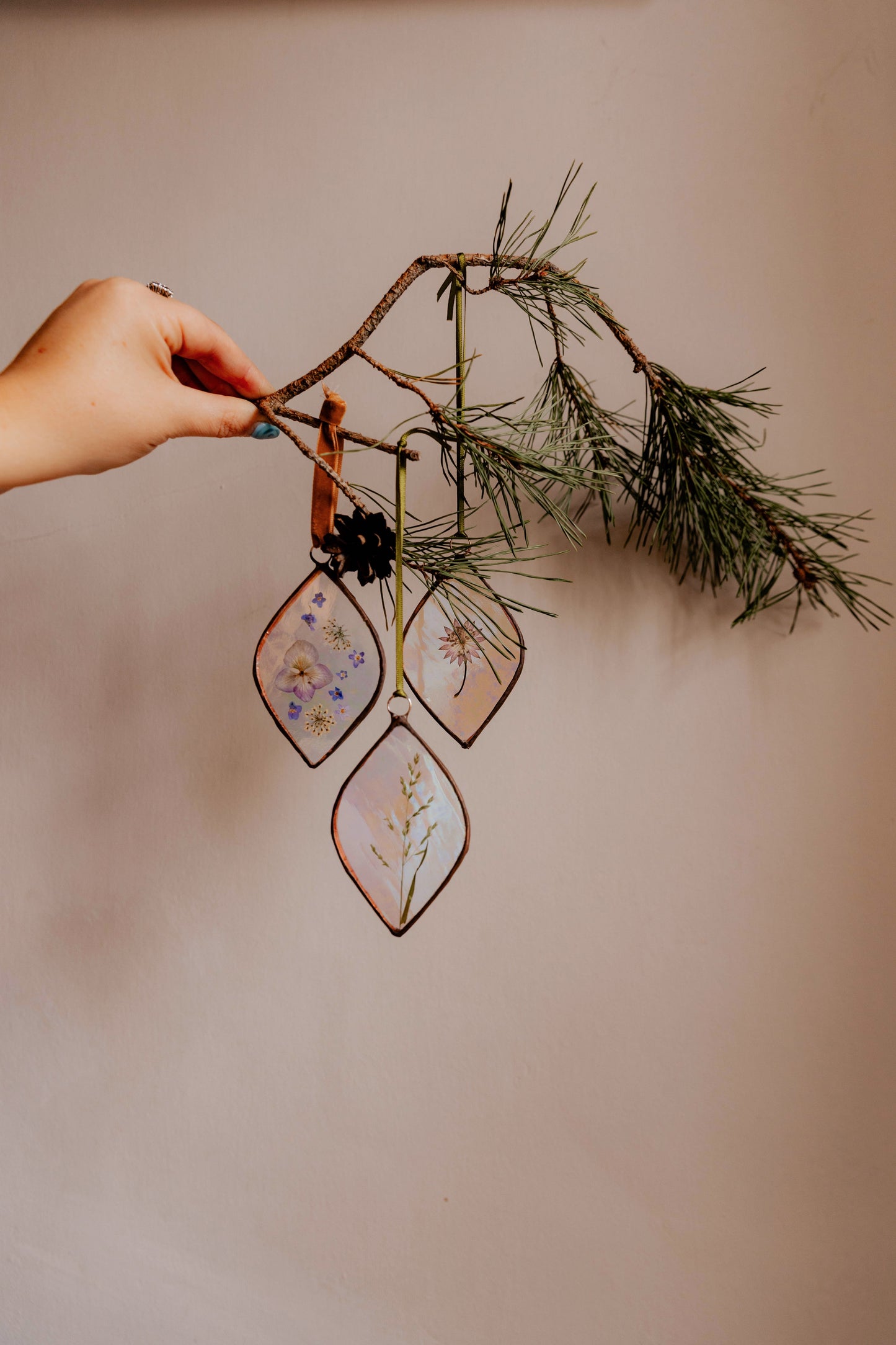 Pressed Flower Christmas Ornament Glass Frame