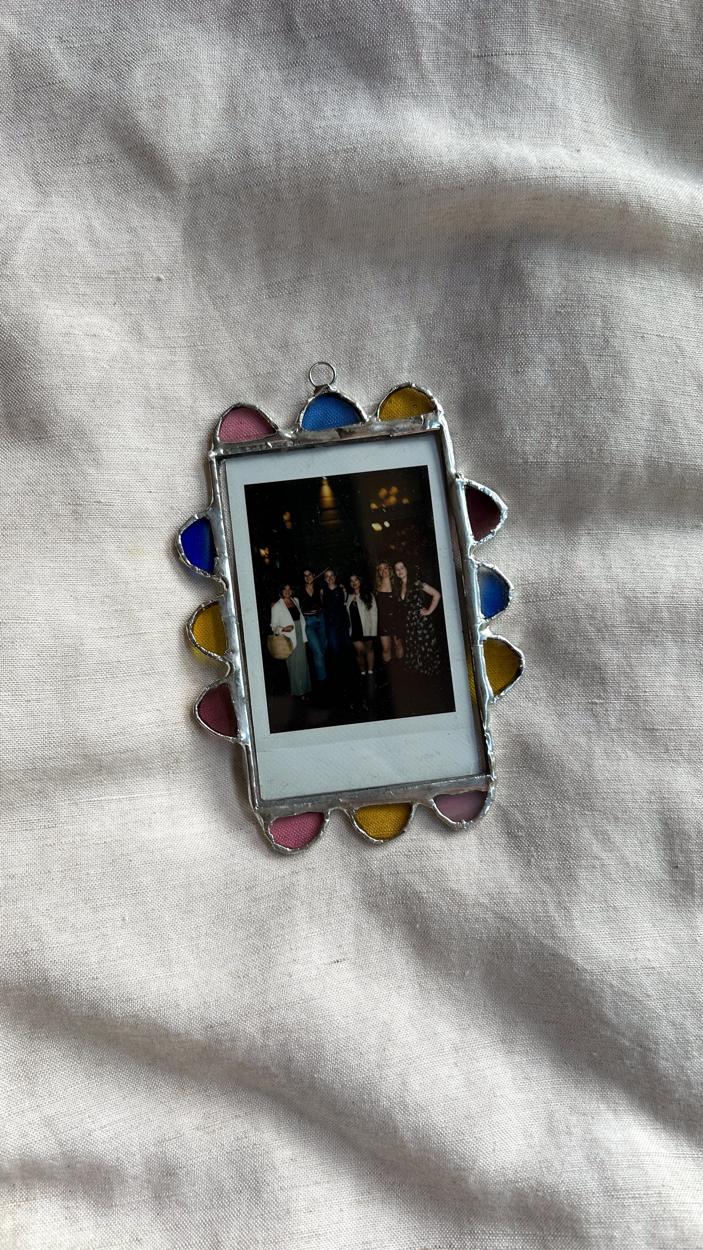 Scalloped Polaroid Frame Yellow Blue